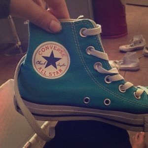 Teal converse
